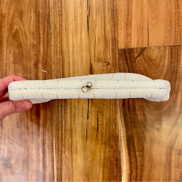 Vintage White Beaded Evening Hand Bag Clutch 1920’s Style Hand Made in Japan. - Picture 3 of 15